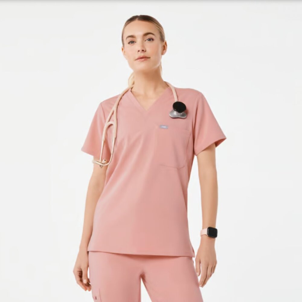 Figs Catarina Scrub Top. Pink Sand xl